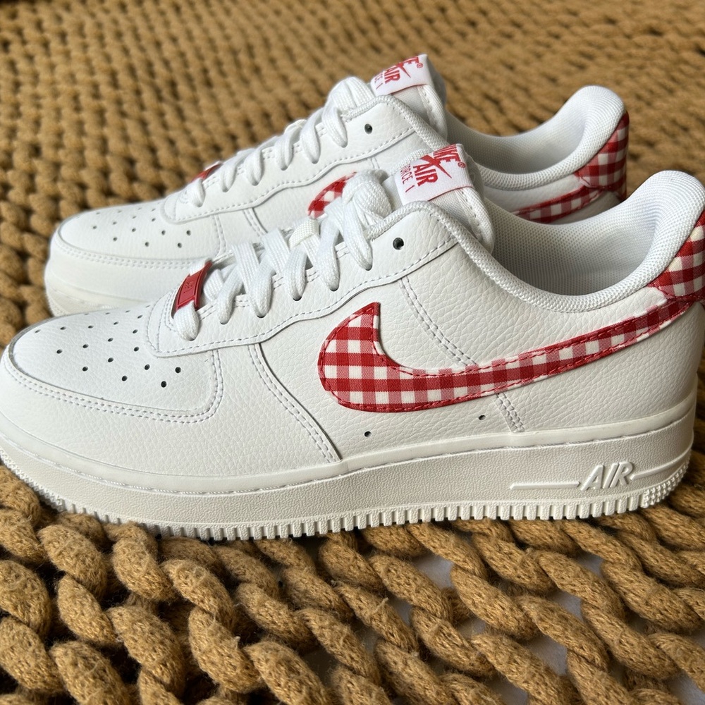 Nike White Sneakers with Red Checkered Swoosh